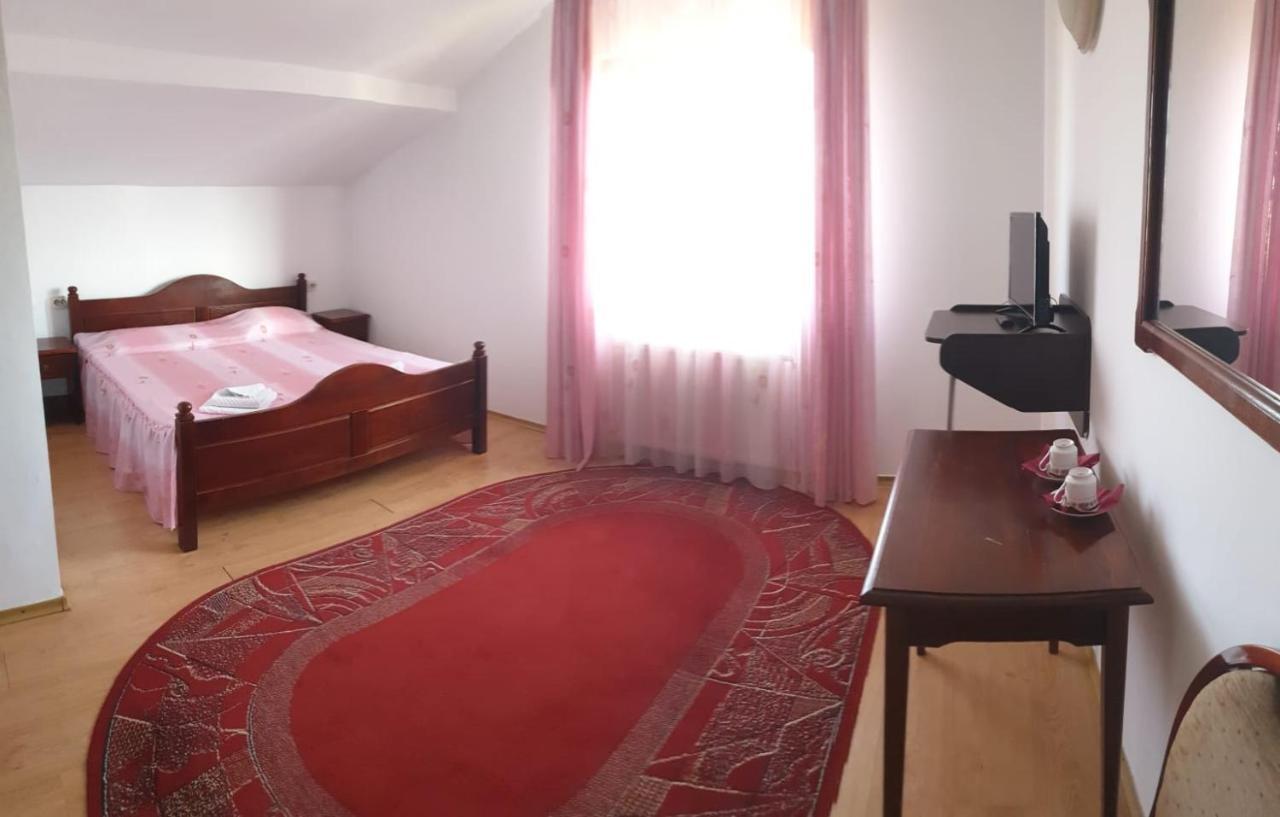 Motel Balcost Piatra Neamţ 外观 照片